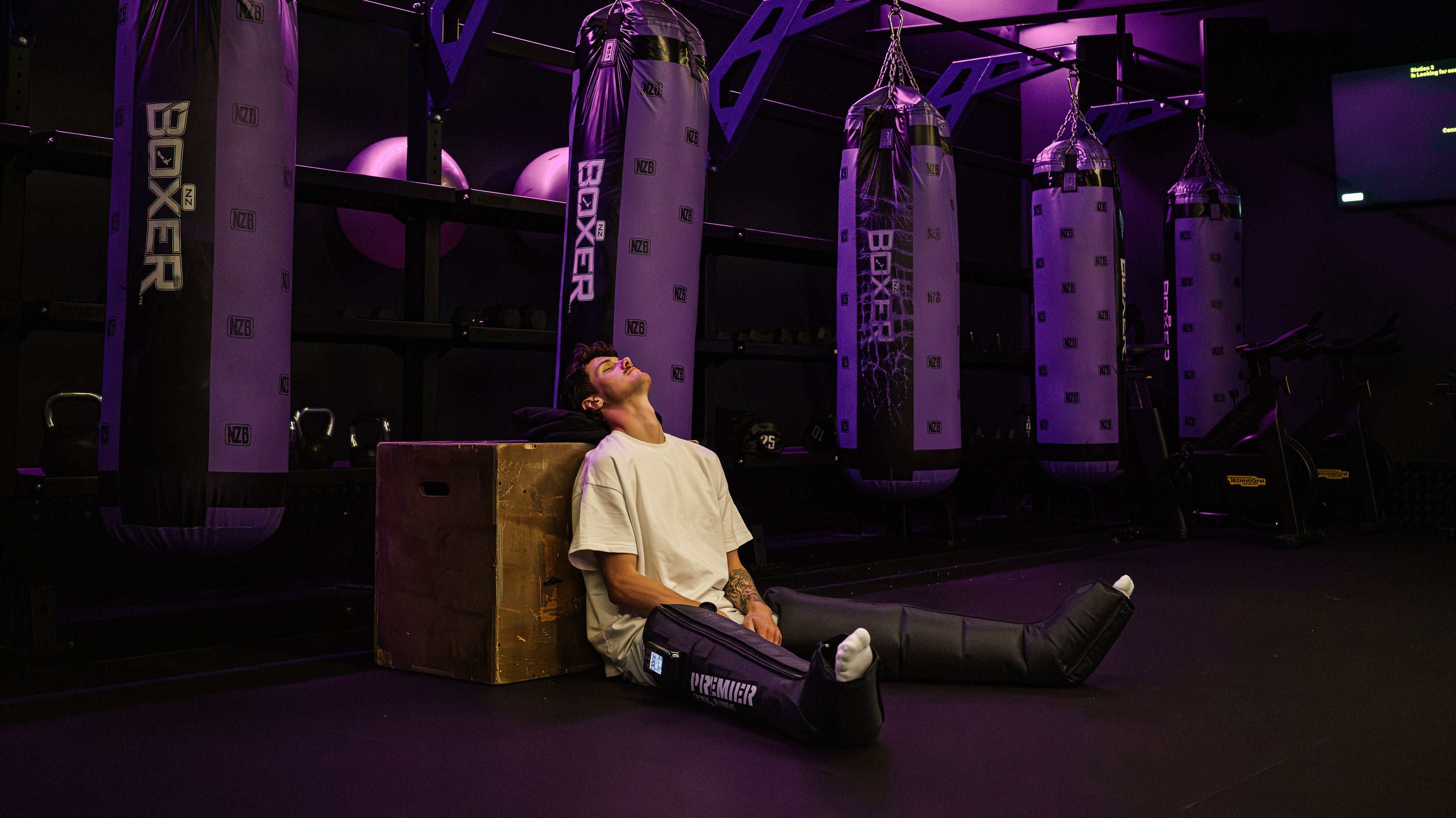 Science Behind Compression Therapy: How It Boosts Circulation, Recovery, and Performance
